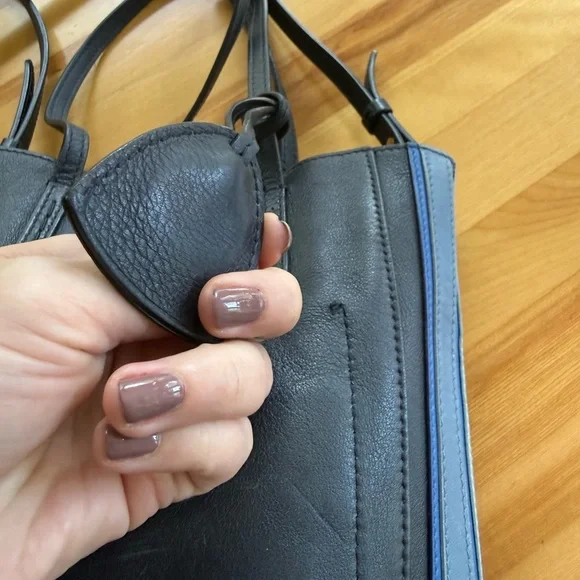 Ralph Lauren Purple Label Mini Modern Tote in Navy calfskin leather - Picture 4 of 13